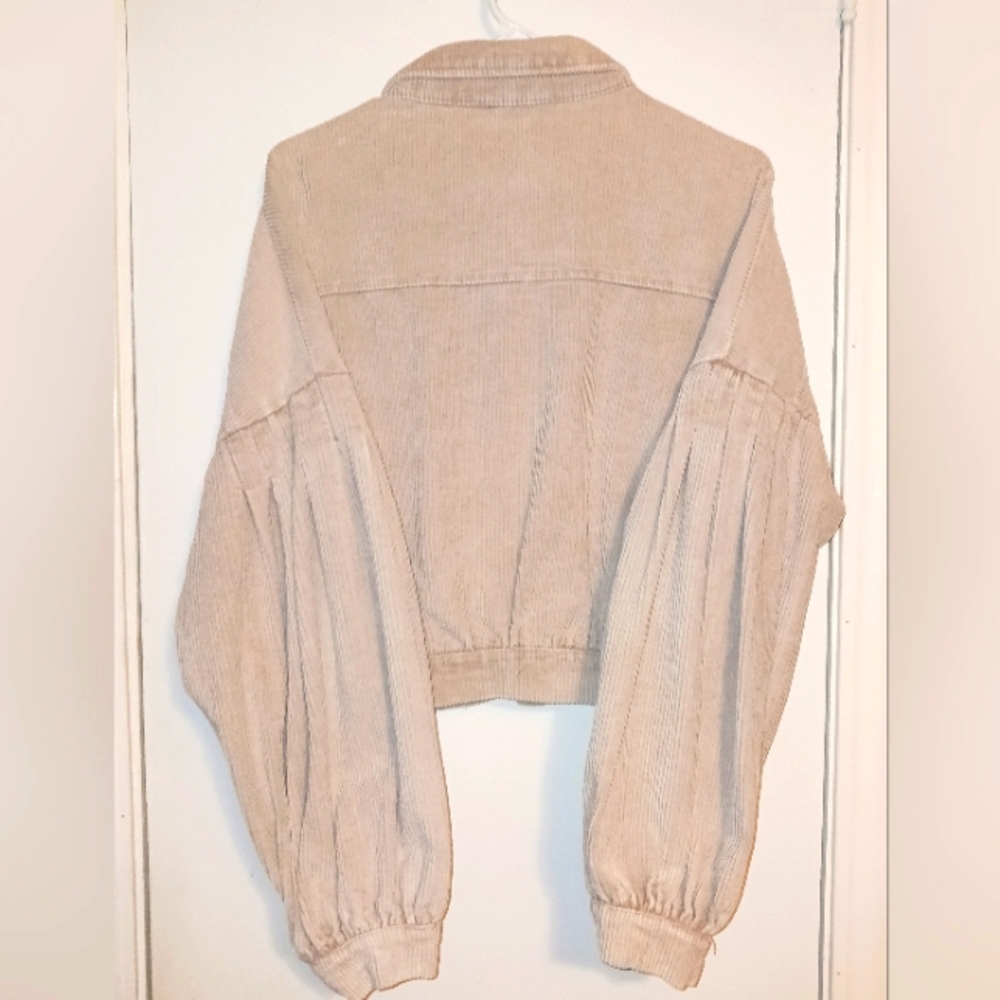 She and Sky Beige Crop Corduroy Balloon Sleeve Jacket - Picture 4 of 12